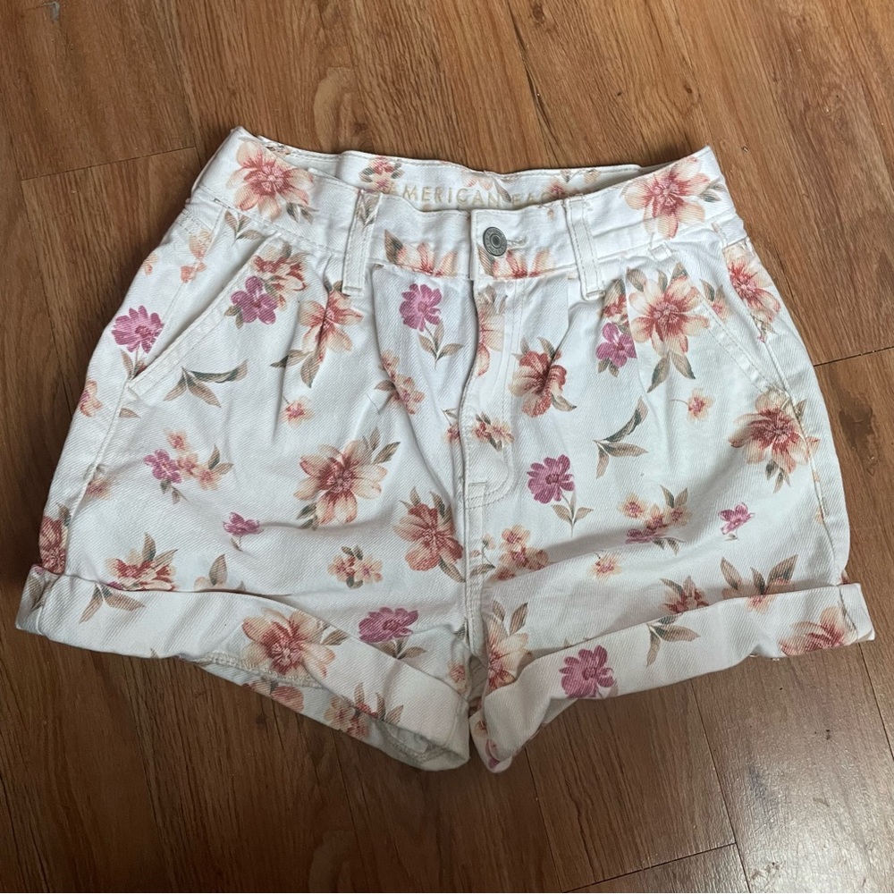American Eagle Floral Shorts